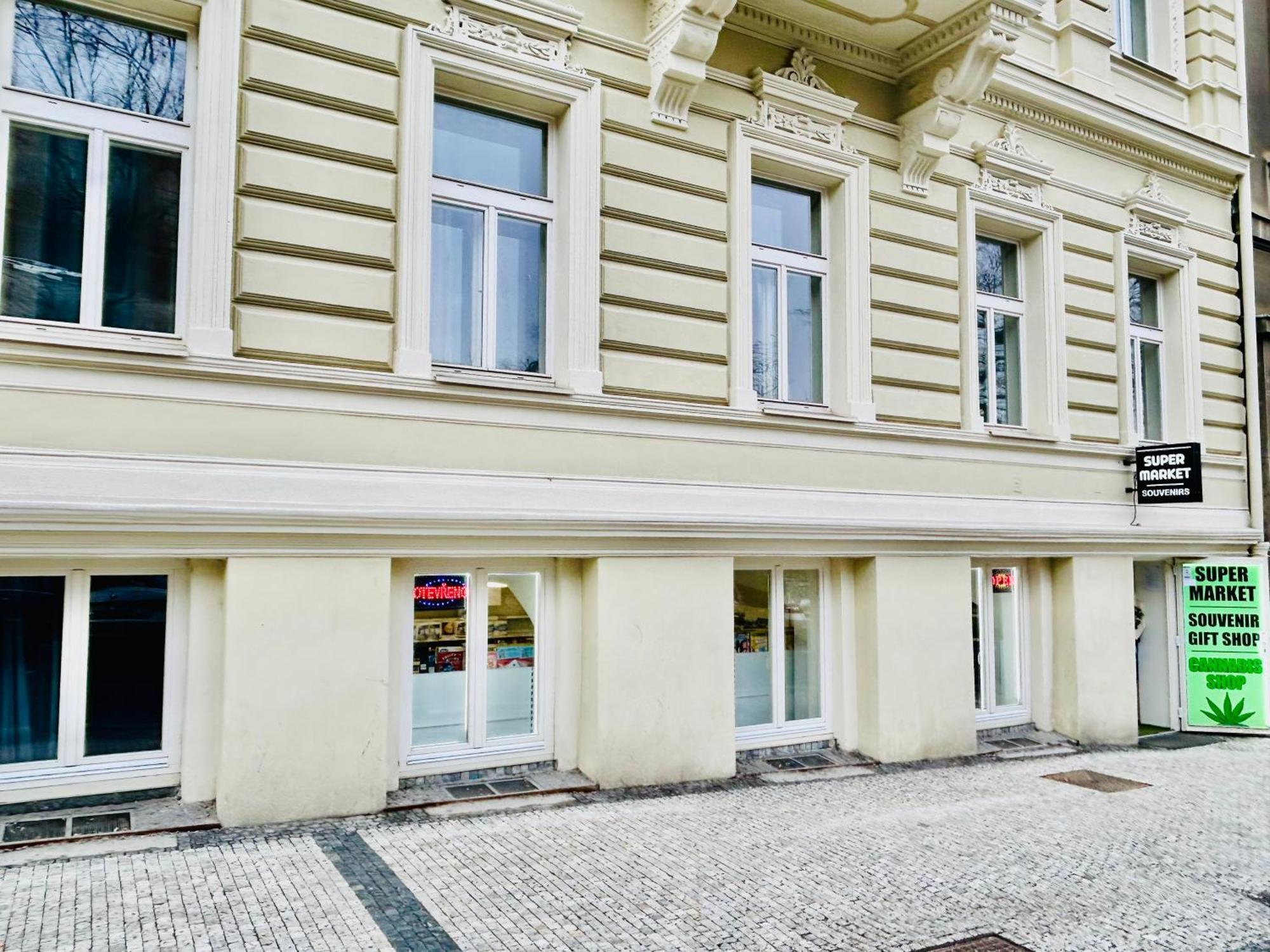 New Design & Style Apartments 50M From Wenceslas Square Prága Kültér fotó